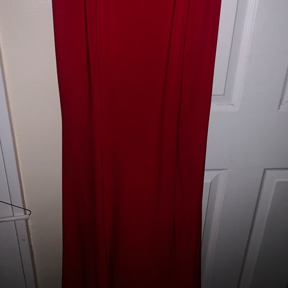 Beautiful Red Dress size 10 - Picture 3 of 8